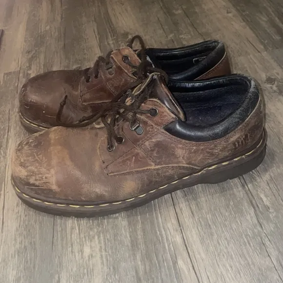 Vintage Dr Doc Martens 7733 Brown Shoes Made In England  Mens Size 10
