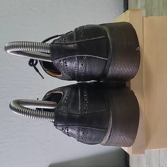 VINTAGE Dr. Marten Wing Tips Doc Docs 8065 Black Leather Shoes Size‎ UK 5 US 7