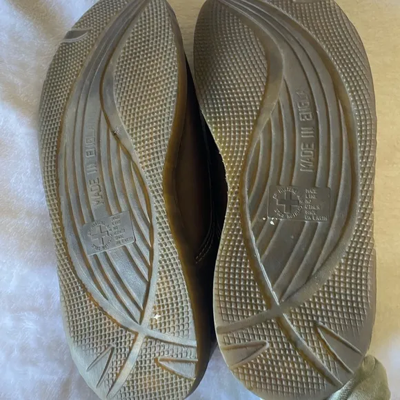 Vintage Dr unisex flats oxfords shoes.