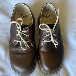 Vintage Dr unisex flats oxfords shoes.