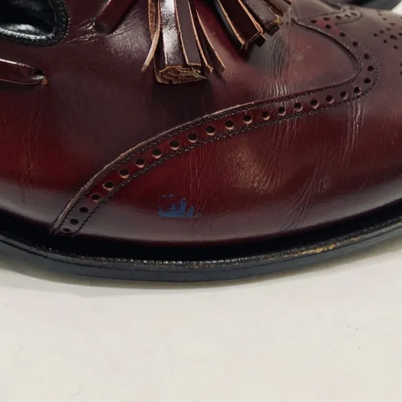Vintage FLORSHEIM IMPERIAL Wing Tip Tassel