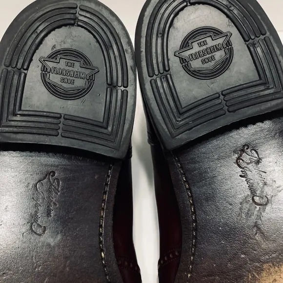 Vintage FLORSHEIM IMPERIAL Wing Tip Tassel