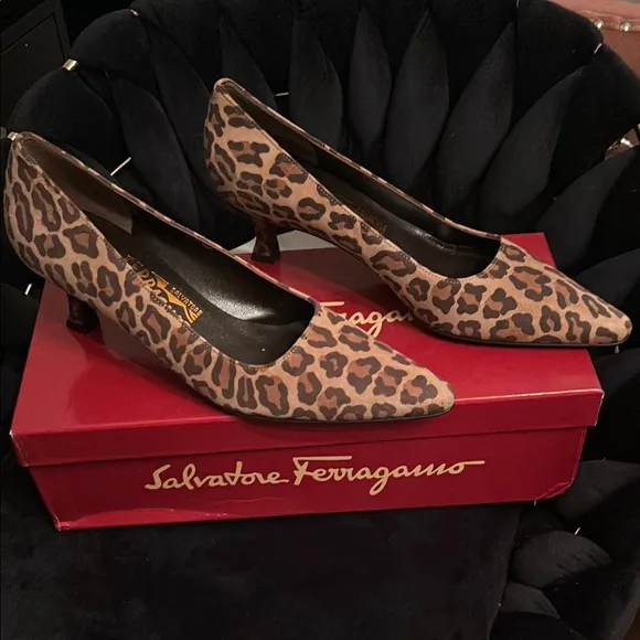 Vintage NEW Salvatore Ferragamo Leopard Print Women's Shoes 6.5