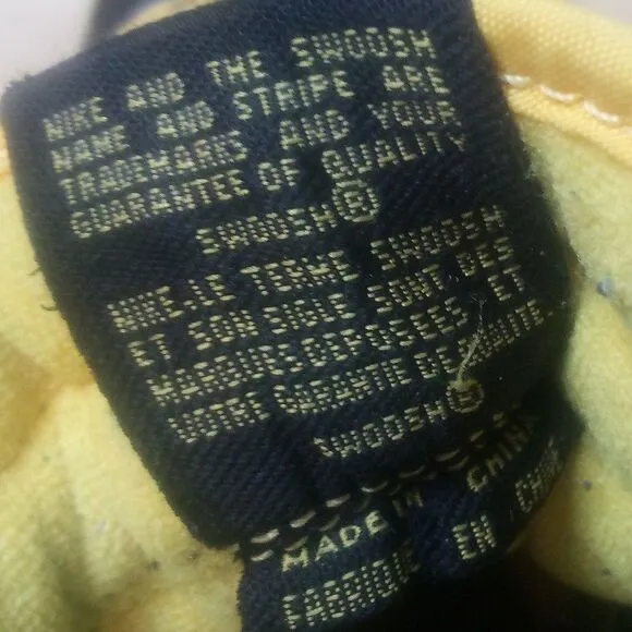 Vintage Nike Air Force One High 2002 Shoes Sneakers Wu-Tang Clan