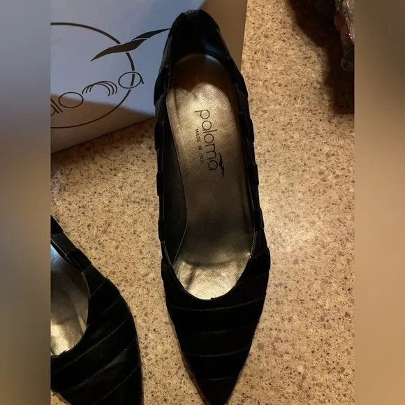 Vintage Paloma Heels black velvet and satin 9