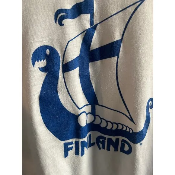 Vintage ringer t- shirt blue Finland viking size medium