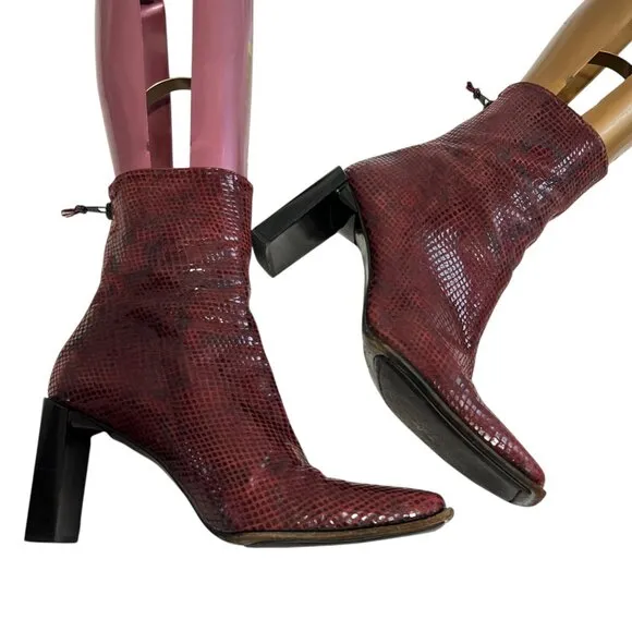 Vintage Stuart Weitzman boots