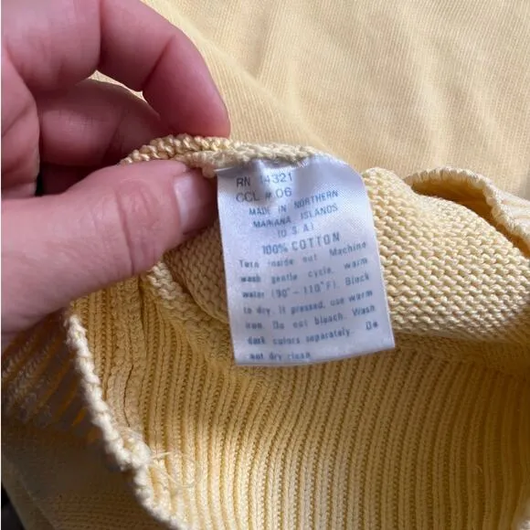 Vintage sweater pringle of scotland 1/4 button pullover yellow size large