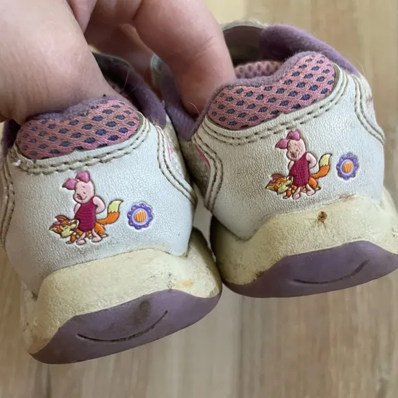 Vintage Winnie the Pooh shoes