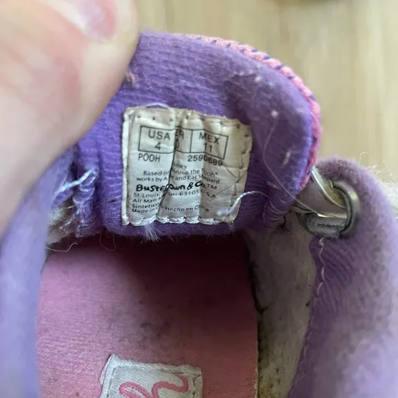 Vintage Winnie the Pooh shoes