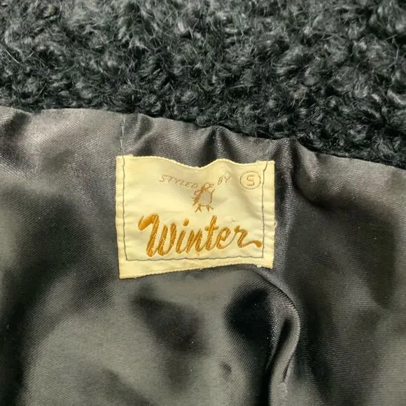 VINTAGE Lambswool coat with Mink Collar