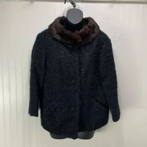 VINTAGE Lambswool coat with Mink Collar