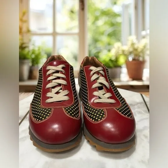 Vintage RARE Dooney and Bourke Leather Made in Italy Sneakers Shoes Size 9