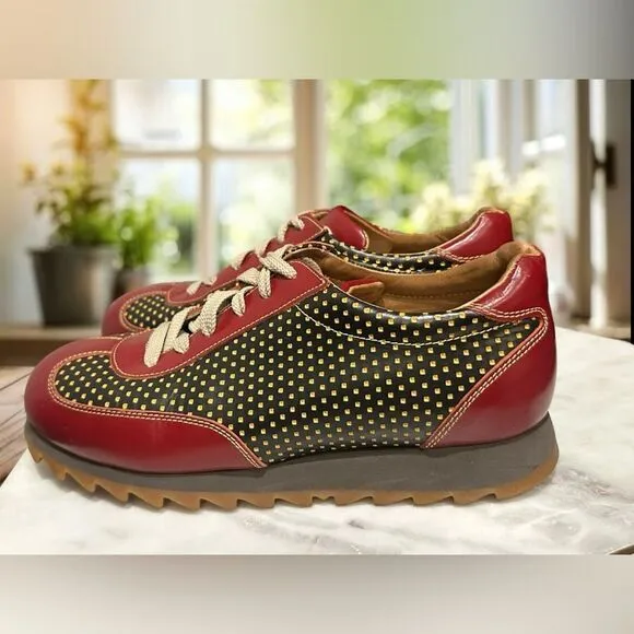 Vintage RARE Dooney and Bourke Leather Made in Italy Sneakers Shoes Size 9