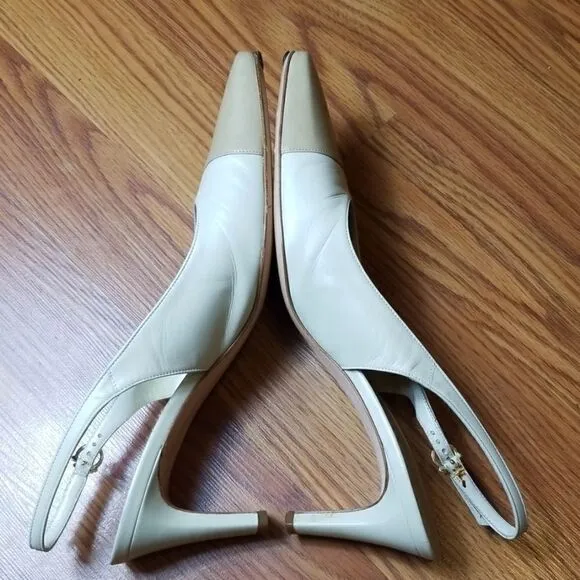 Vintage Salvatore Ferragamo  leather slingb
