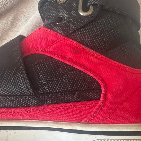 Vlado Atlas II Black and Red High Tops Men’s Size 9.5