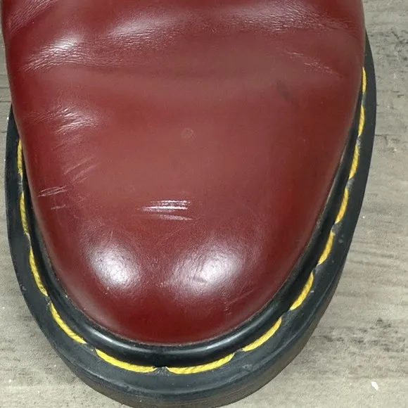 Vtg Dr Martens made in England Oxford Shoes Burgundy Cherry Womens US 7 (UK 5)