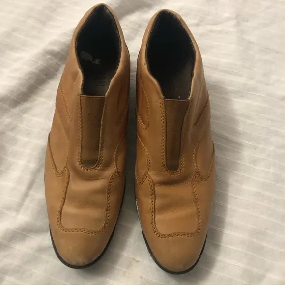 Vtg Hogan Women's Tan Bowling Style Oxford Shoes Italian Made Athletic Size 7.5