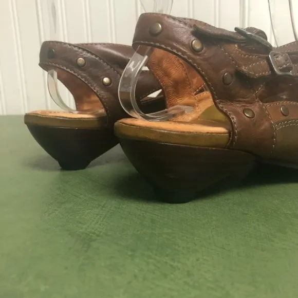 VTG John Fluevog Freedom Line Slingback Shoes