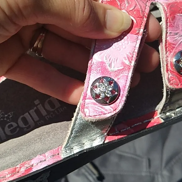 Women's Alegria pink 💗velcro straps sandals sz 39