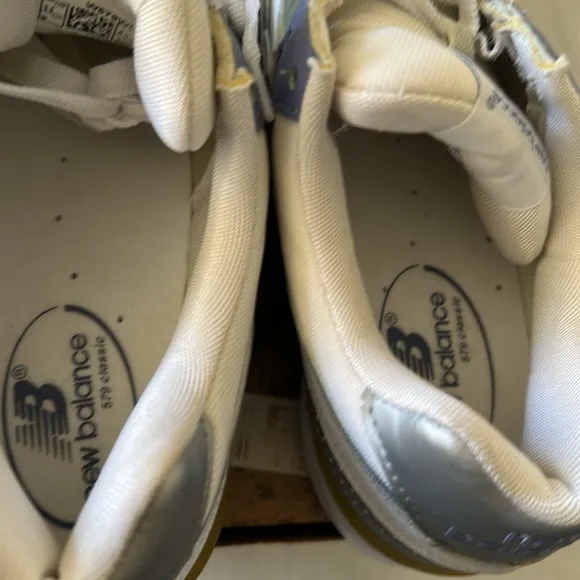 Women's New Balance 579 RARE White/ PURPLE Athletic Shoes W579WLL New With Box