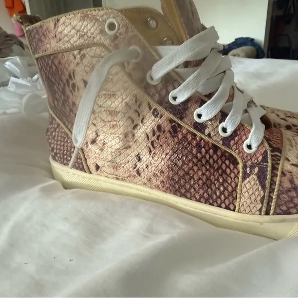 Women's Snake Print High-Top Sneakers