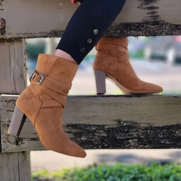 Women's Wrapped Around Strappy Chunky Booties