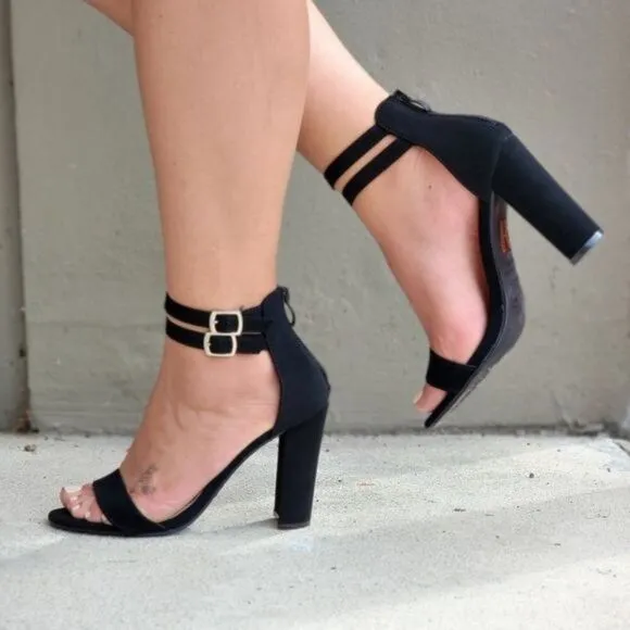 Women's Black Chunky Heeled Double Ankle Strap Sandals