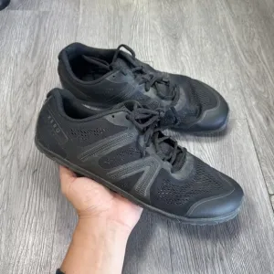 Xero Shoes HFS Mens Size 10.5 Barefoot Minimalist Sneakers Triple Black