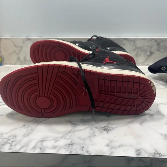 Y2K 00’s Nike Air Jordan Flight Black &amp; Red Basketball / Outdoors Sneaker Shoes.