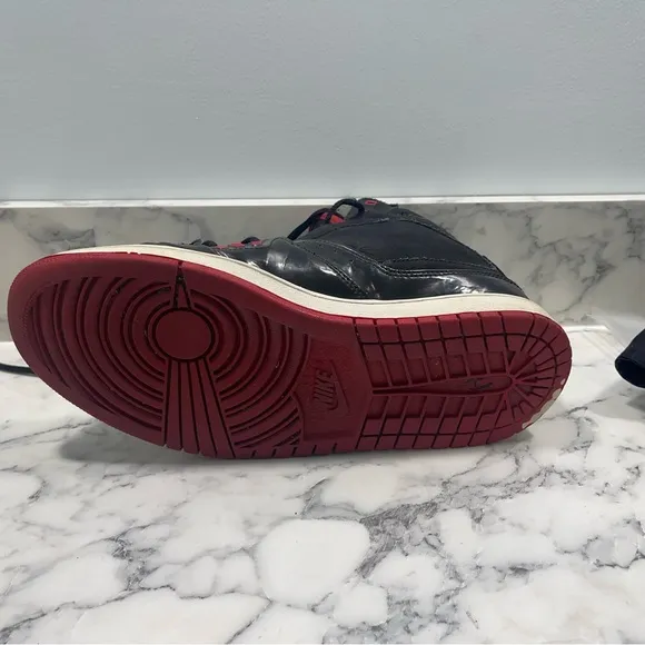 Y2K 00’s Nike Air Jordan Flight Black &amp; Red Basketball / Outdoors Sneaker Shoes.