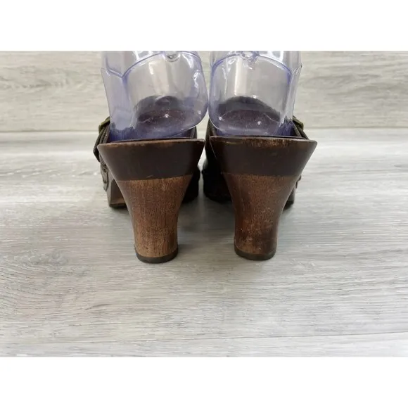 Y2K Mia Women's 8 Brown Leather Slip-On Studded Wooden Heel Vintage Mule Shoes