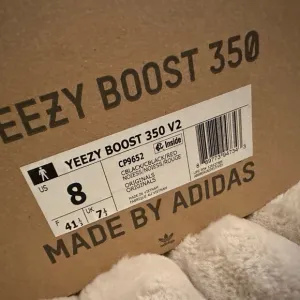 Yeezy Athletic Shoes