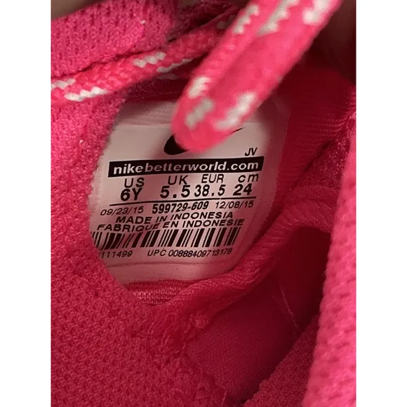 Youth Girls Nike 599729-609 Size 6 Pink Mesh Lace Up Running Sneakers NWOT