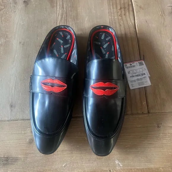 Zara woman’s Black and Red  mule Loafers shoes